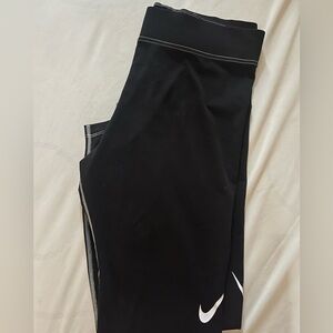 Black Nike Leggings